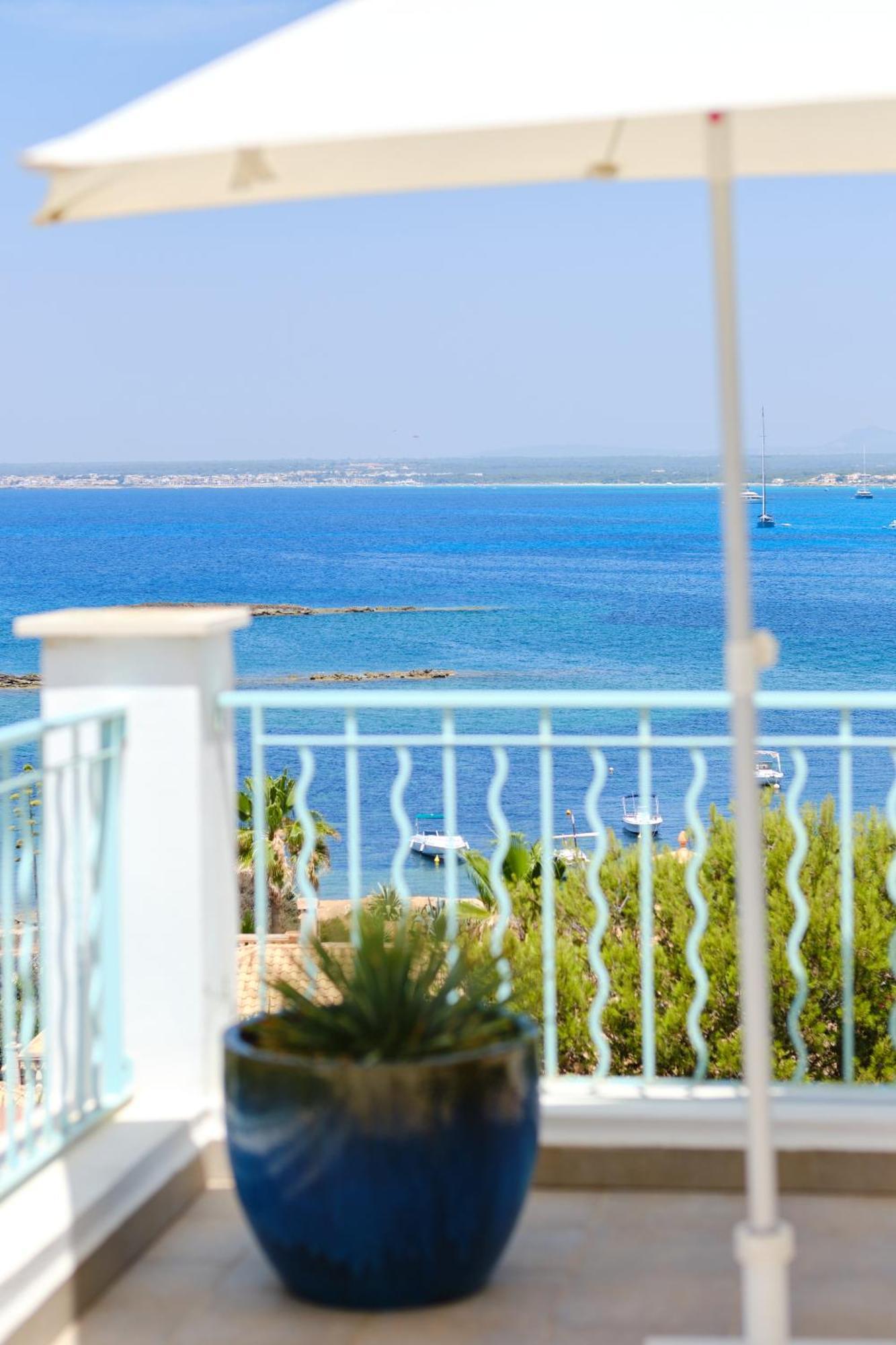 Hotel Villa Chiquita - Adults Only - Over 12 Colonia de Sant Jordi Exterior photo